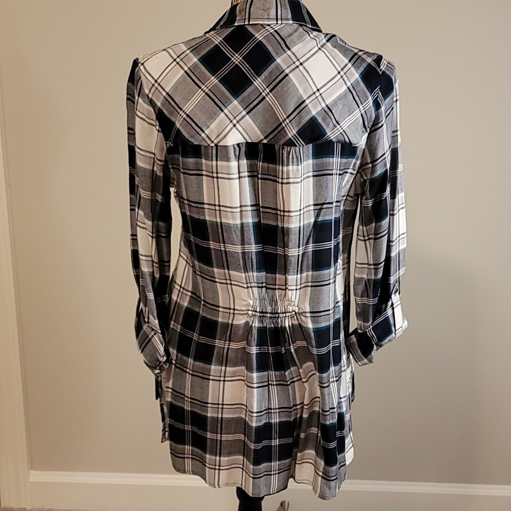 Jessica Simpson plaid top - Picture 3 of 5